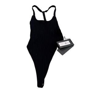 Tailee v knit bodysuit (NWT)